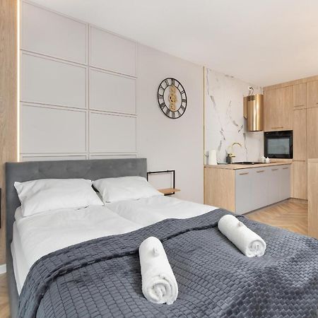 Studios Starowiejska Letnica By Renters Gdańsk Exteriör bild