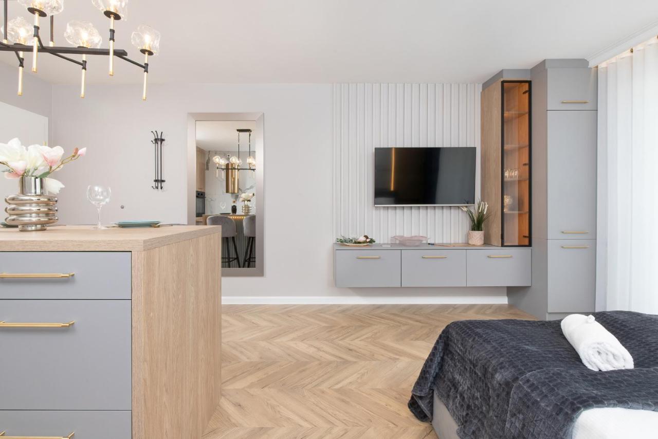 Studios Starowiejska Letnica By Renters Gdańsk Exteriör bild