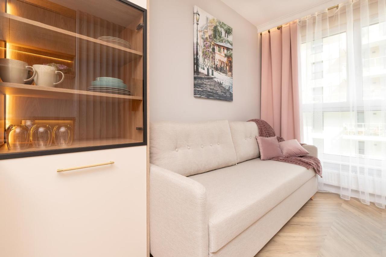 Studios Starowiejska Letnica By Renters Gdańsk Exteriör bild