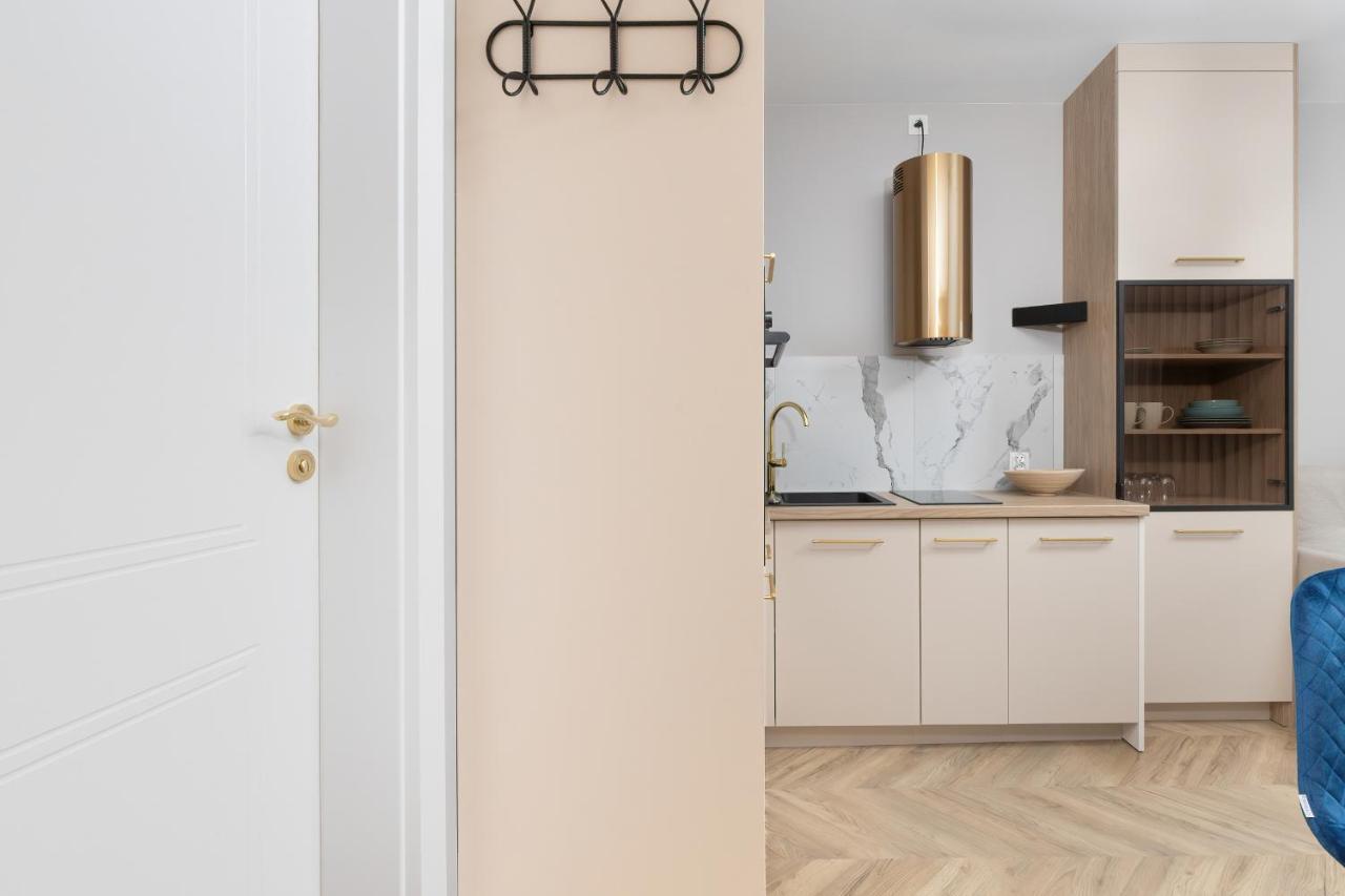 Studios Starowiejska Letnica By Renters Gdańsk Exteriör bild